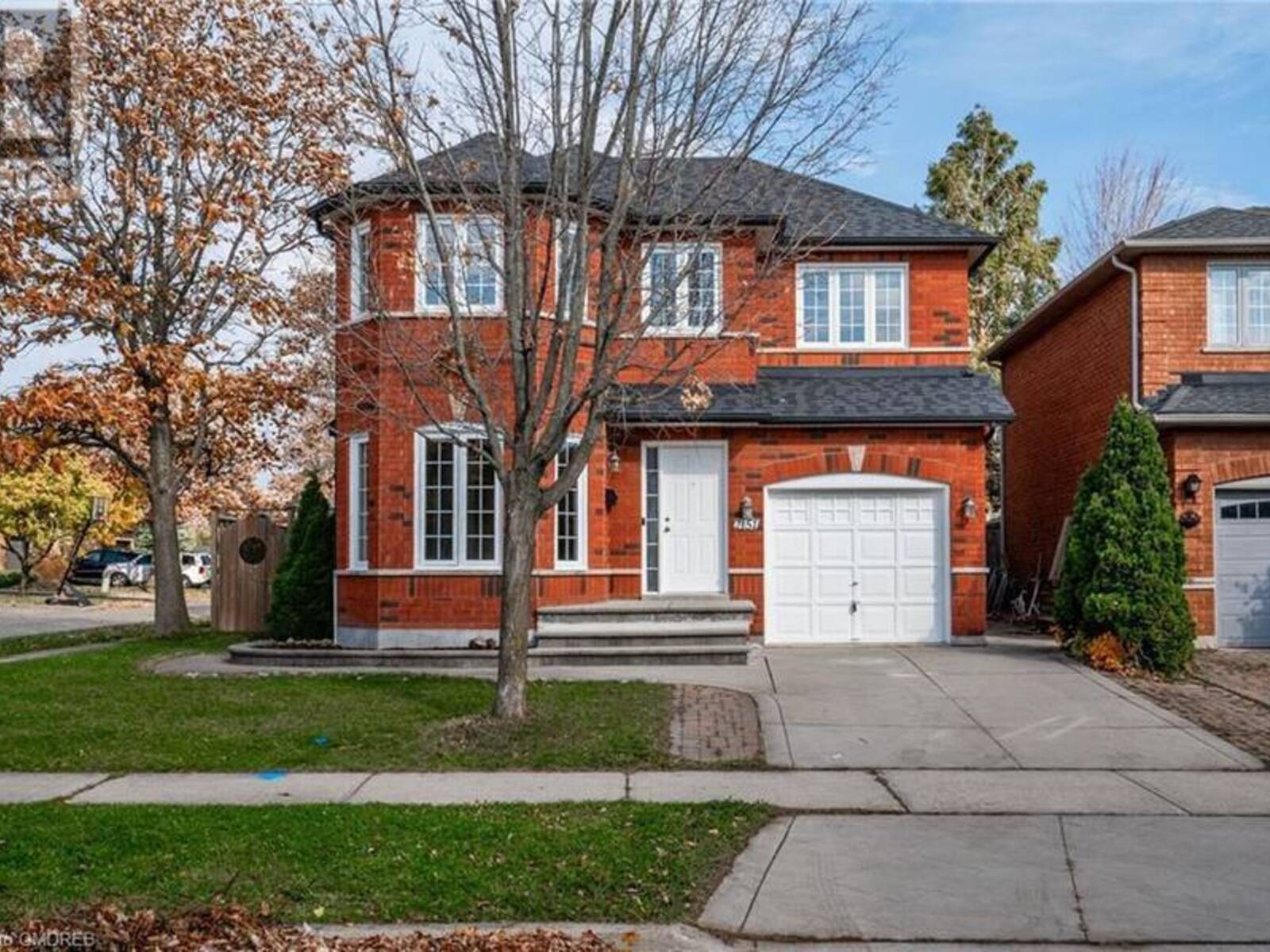 2151 STILLMEADOW Road, Oakville, Ontario L6M 3T4