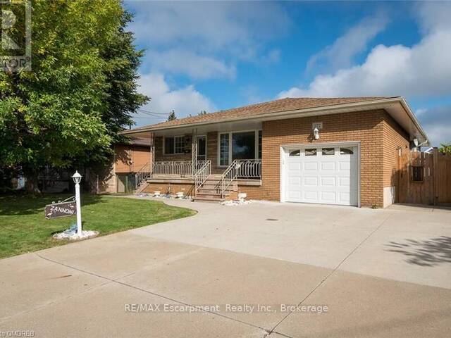 172 OAKLAND DRIVE Hamilton Ontario, L8E 1B6