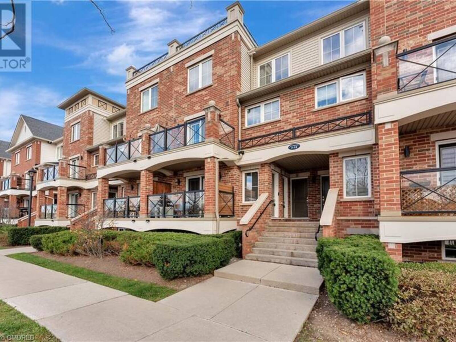 2563 SIXTH Line Unit# 7, Oakville, Ontario L6H 0H7