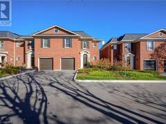 106 FAIRWOOD Place W Burlington Ontario, L7T 4B6