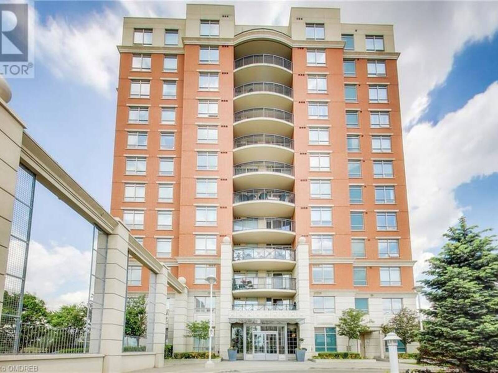 2365 CENTRAL PARK Drive Unit# 611, Oakville, Ontario L6H 0C7