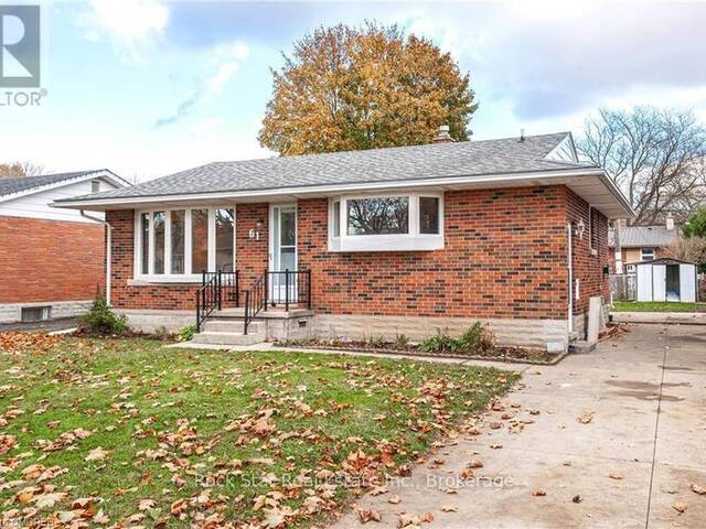 61 MCDONALD STREET Stratford Ontario, N5A 4W4