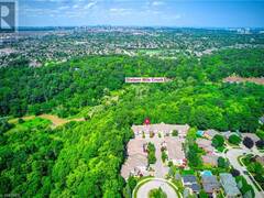 2303 HILL RIDGE Court Unit# 10 Oakville Ontario, L6M 3N3