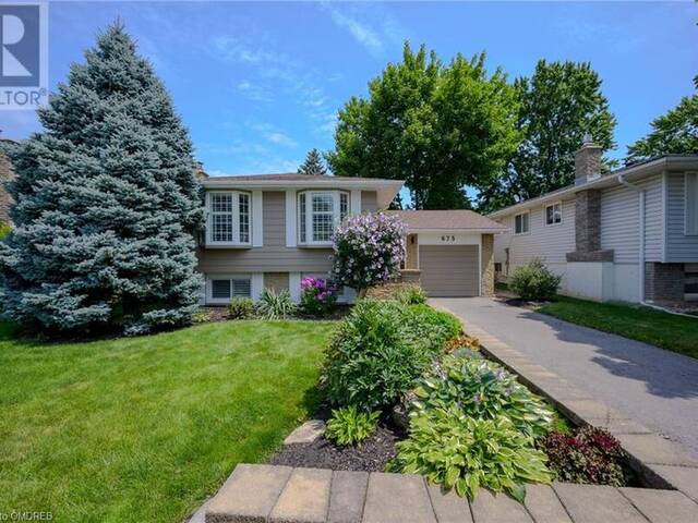 675 WOODVIEW Road Burlington Ontario, L7N 3A4