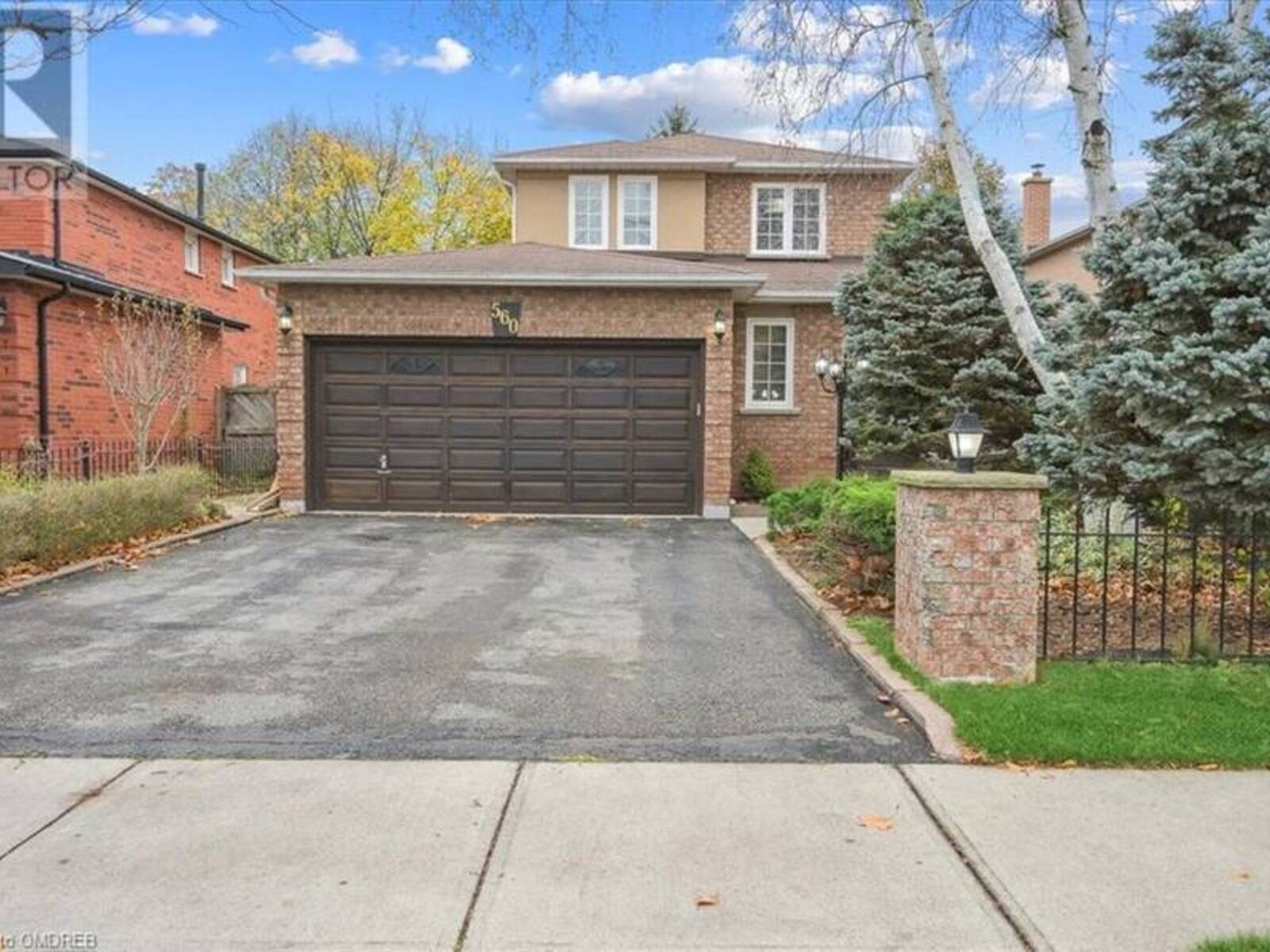 560 MARLATT Drive, Oakville, Ontario L6H 5X3