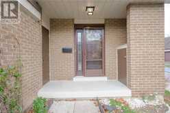 608 PINEDALE Avenue Unit# 42 | Burlington Ontario | Slide Image Three