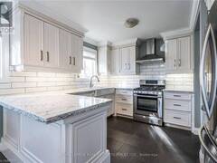 4 MALLARD Crescent Brampton Ontario, L6S 2T5