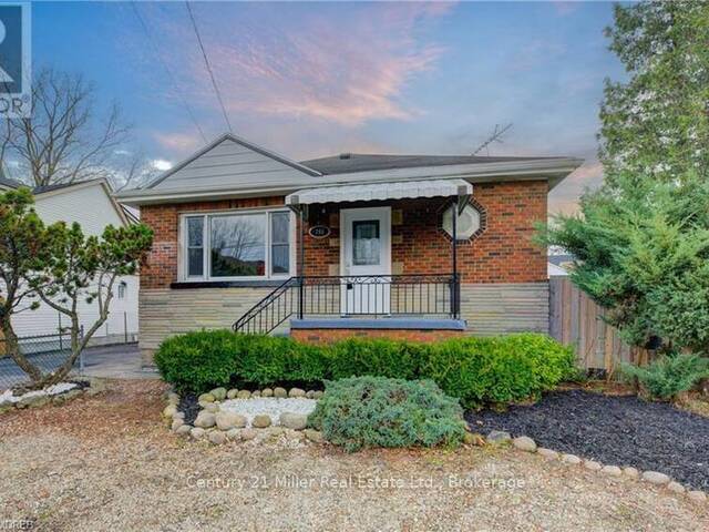 196 QUEENSDALE AVENUE E Hamilton Ontario, L9A 1K9