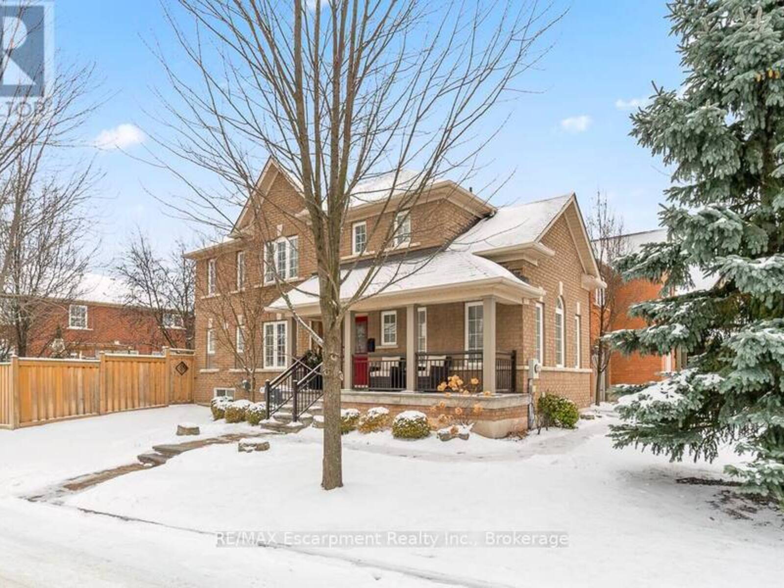 2403 BRIARGROVE CIRCLE, Oakville, Ontario L6M 5A3