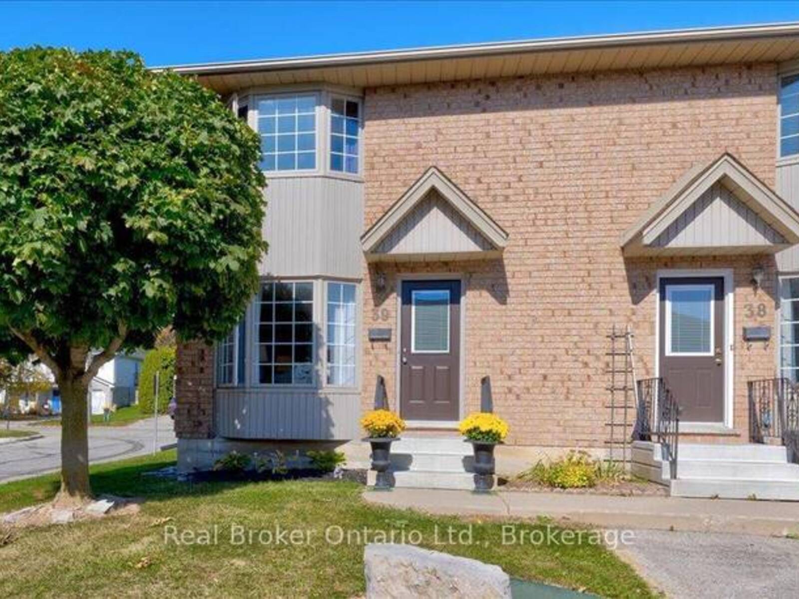 39 - 20 SOUTHVALE ROAD, St. Marys, Ontario N4X 1E9