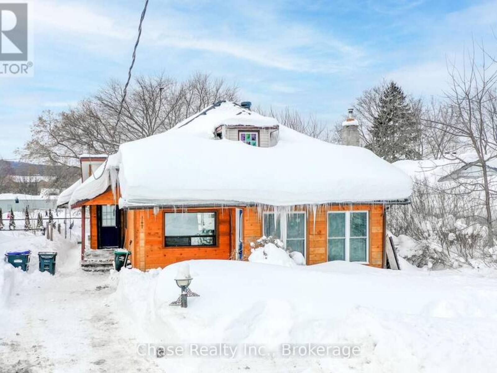 68 FOX STREET, Penetanguishene, Ontario L9M 1C6