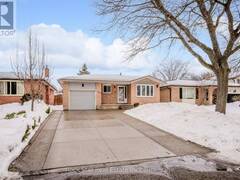 175 SUNPOINT CRESCENT Waterloo Ontario, N2V 1T6