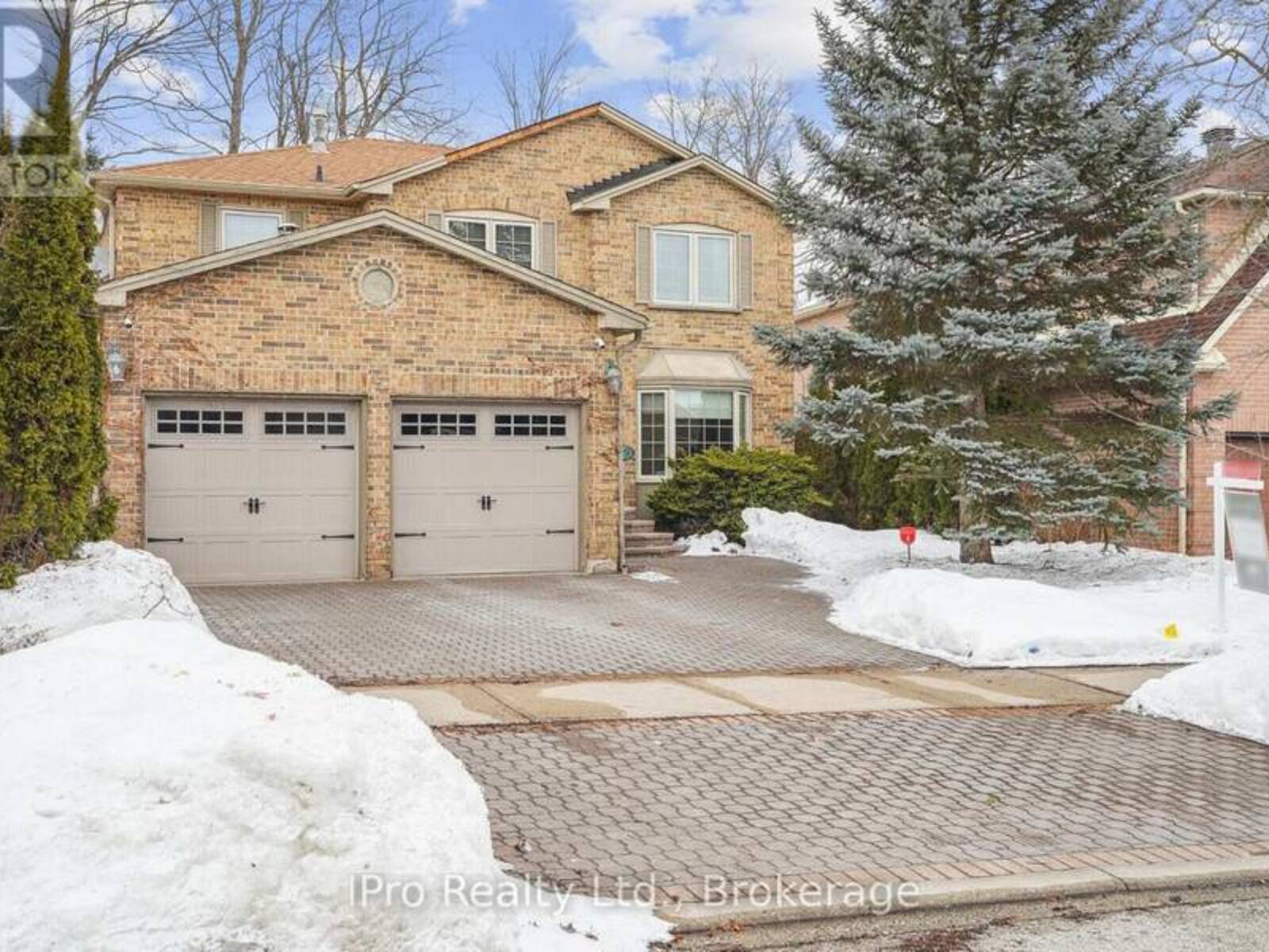 69 TOPHAM CRESCENT, Richmond Hill, Ontario L4C 9H2