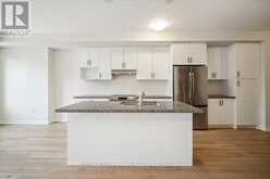 2100 ELLERSTON COMMON | Burlington Ontario | Slide Image Nine