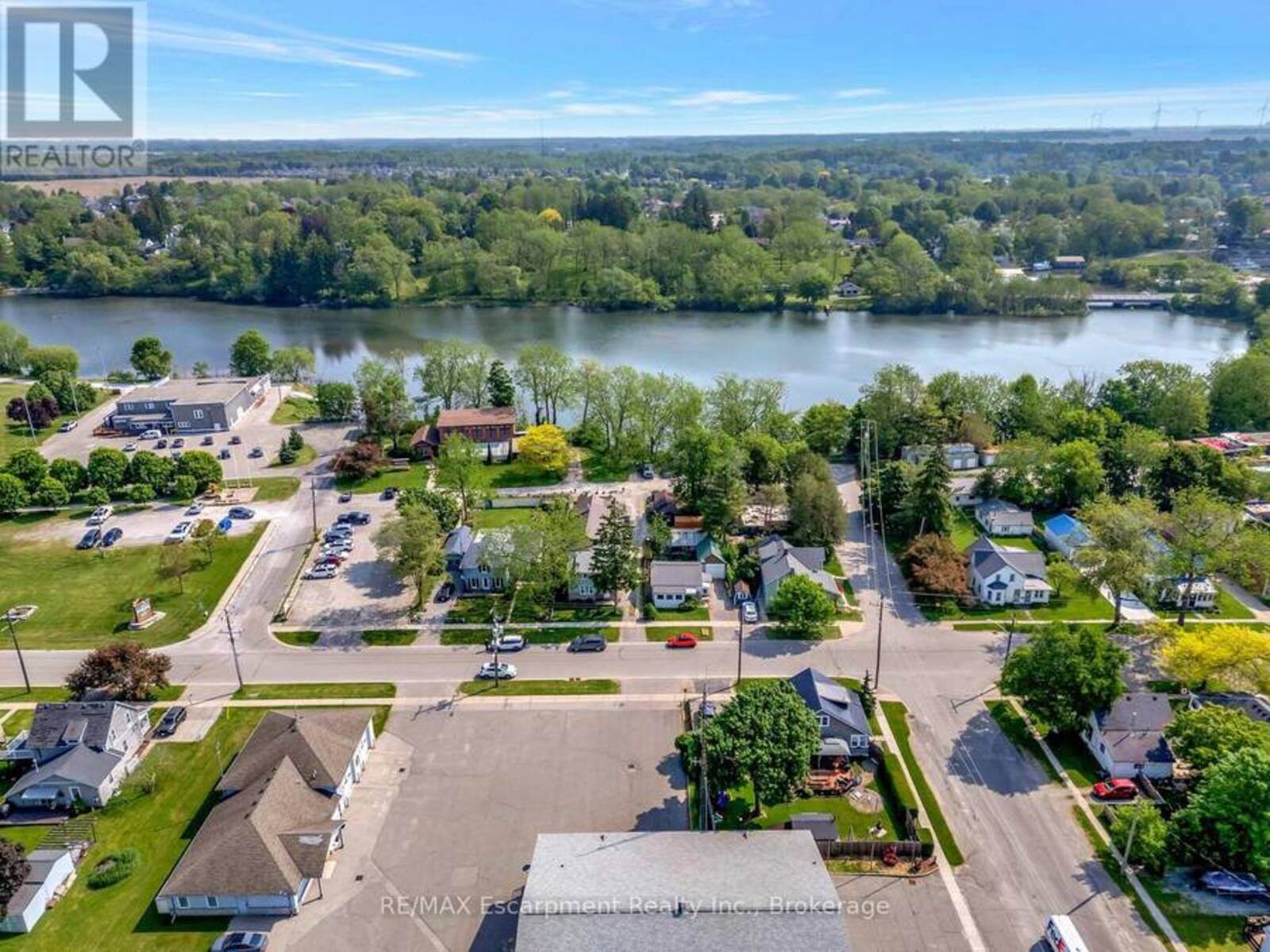 306 ST. PATRICK STREET, Port Dover, Ontario N0A 1M0