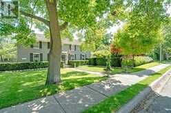 53 THOMAS STREET | Oakville Ontario | Slide Image Six