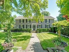 53 THOMAS STREET Oakville Ontario, L6J 3A2