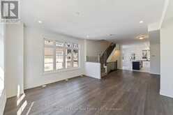 36 - 260 MELODY COMMON | Oakville Ontario | Slide Image Eleven