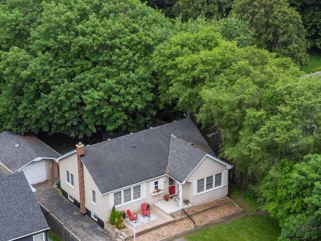 938 KING ROAD Burlington Ontario, L7T 3L3 - 3 Bedrooms Home For Sale