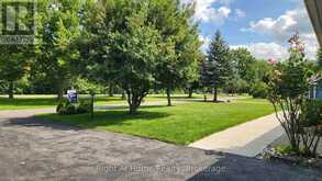 15414 NIAGARA RIVER PARKWAY | Niagara-on-the-Lake Ontario | Slide Image Four