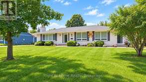 15414 NIAGARA RIVER PARKWAY | Niagara-on-the-Lake Ontario | Slide Image One