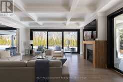 15 LAMBERT COMMON | Oakville Ontario | Slide Image Twelve
