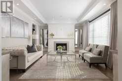 15 LAMBERT COMMON | Oakville Ontario | Slide Image Sixteen
