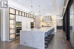 15 LAMBERT COMMON | Oakville Ontario | Slide Image Eight