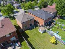 46 SYDENHAM WELLS | Barrie Ontario | Slide Image Twenty-two