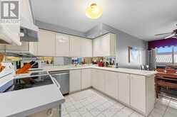 301 - 2287 LAKE SHORE ROAD W | Toronto Ontario | Slide Image Thirteen