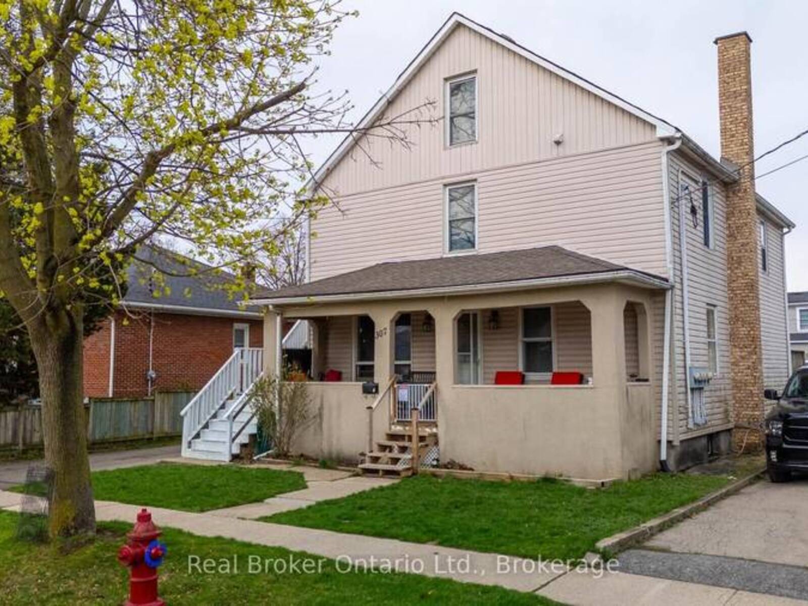 307 WALLACE AVENUE S, Welland, Ontario L3B 1R8