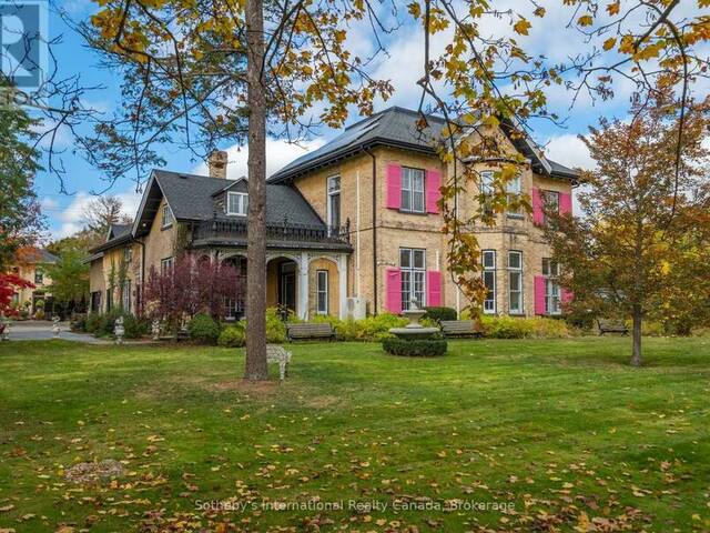 194 GRAND RIVER STREET N Paris Ontario, N3L 2N3 - 4 Bedrooms Home For Sale