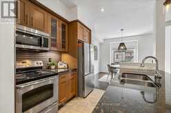 77 - 1401 PLAINS ROAD E | Burlington Ontario | Slide Image Thirteen