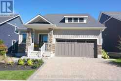 107 BEACON DRIVE | Thornbury Ontario | Slide Image One