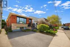 334 TRAGINA AVENUE N | Hamilton Ontario | Slide Image Two