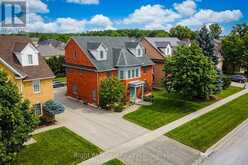 85 MEADOWLANDS BOULEVARD | Hamilton Ontario | Slide Image Two