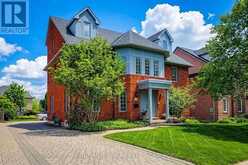 85 MEADOWLANDS BOULEVARD | Hamilton Ontario | Slide Image Three