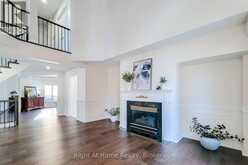 85 MEADOWLANDS BOULEVARD | Hamilton Ontario | Slide Image Nine