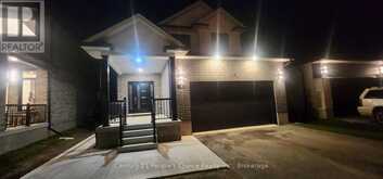 43 WEYMOUTH STREET | Elmira Ontario | Slide Image Three