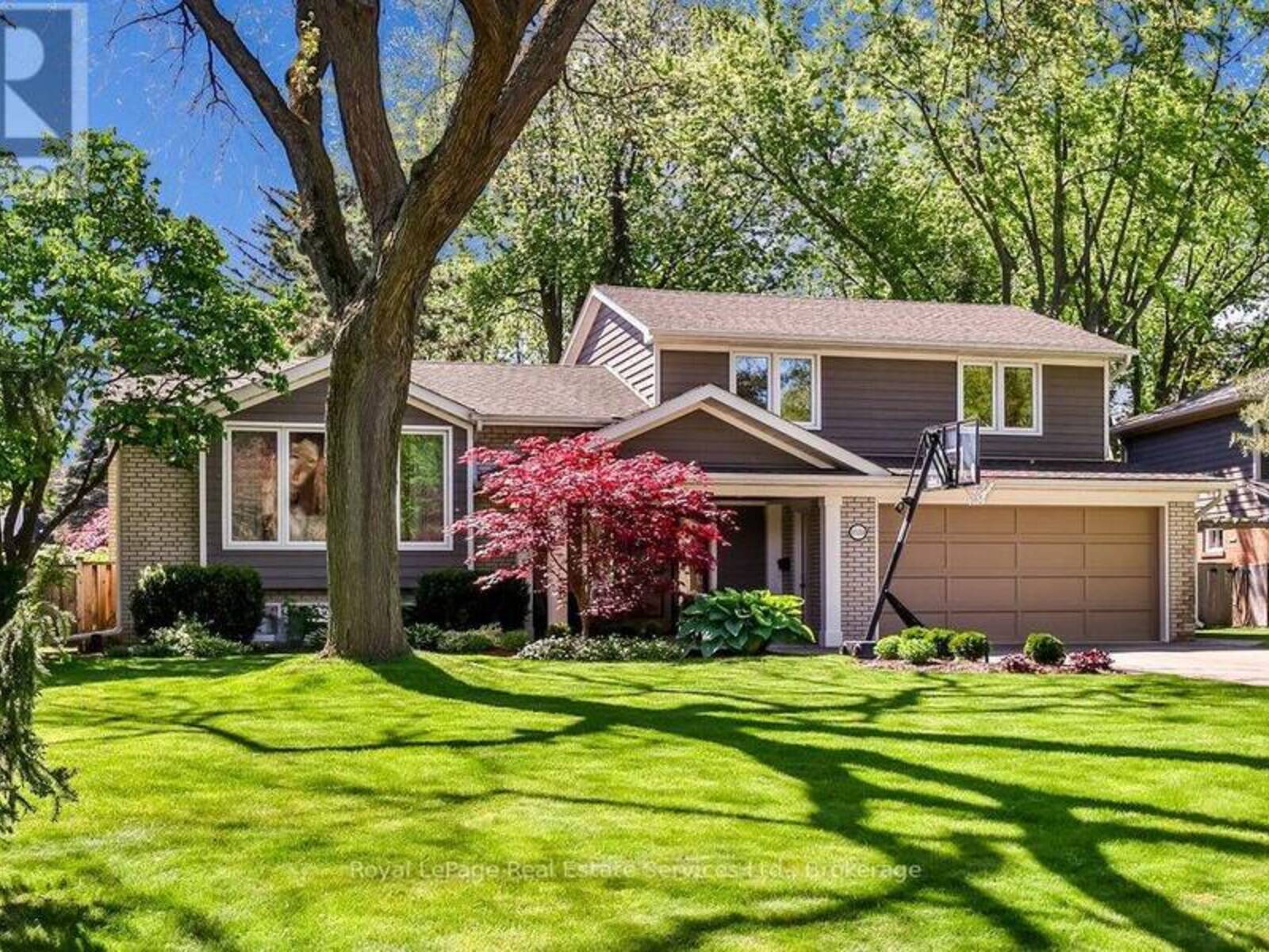 1528 WARLAND ROAD, Oakville, Ontario L6L 1N5