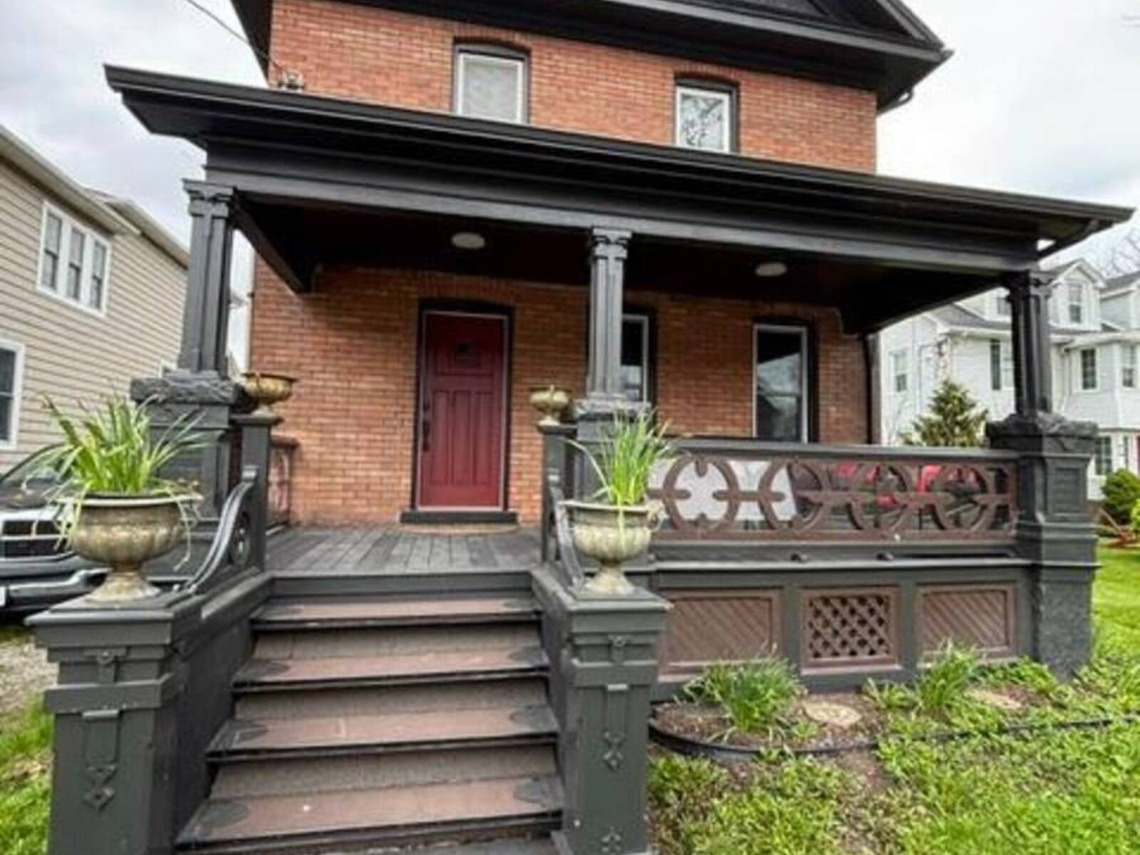 25 ISABEL STREET, Port Colborne, Ontario L3K 4W6