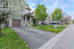 17 DWYER COURT | Brantford Ontario | Slide Image Two