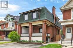 216 MAPLEWOOD AVENUE | Hamilton Ontario | Slide Image Three