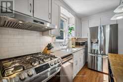 1583 BLANEFIELD ROAD | Mississauga Ontario | Slide Image Eight