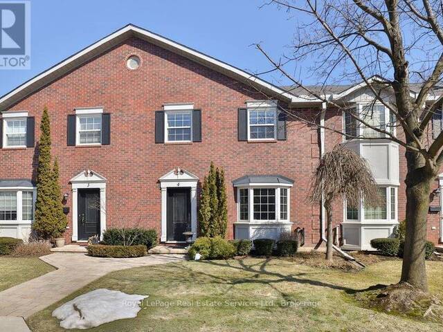 4 - 2407 WOODWARD AVENUE Burlington Ontario, L7R 4J2 - 2 Bedrooms Condo For Sale