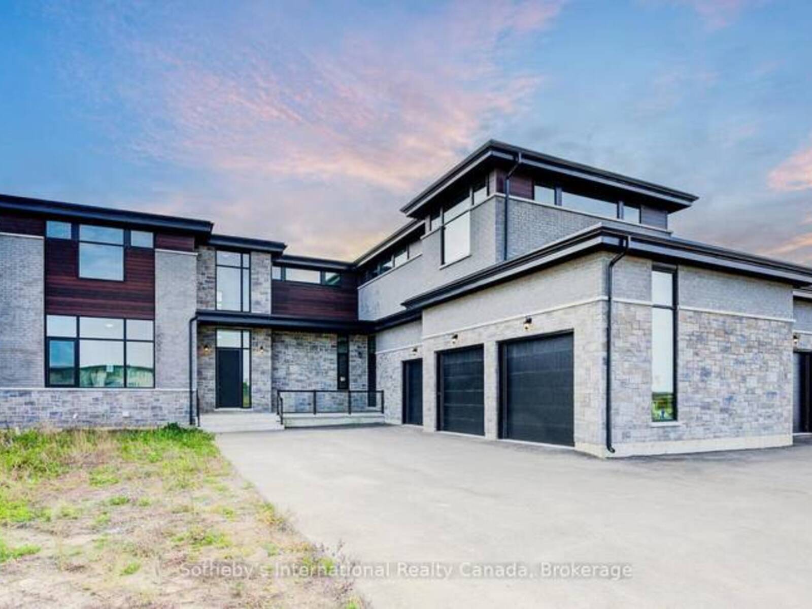 6 SUGARBUSH COURT, Halton Hills, Ontario L7G 4S7