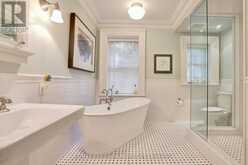 350 KING STREET | Oakville Ontario | Slide Image Thirty-two