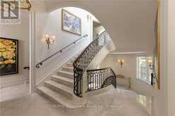 2054 LAKESHORE ROAD E | Oakville Ontario | Slide Image Sixteen