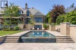 2054 LAKESHORE ROAD E | Oakville Ontario | Slide Image Thirty-two