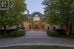 2054 LAKESHORE ROAD E | Oakville Ontario | Slide Image Three